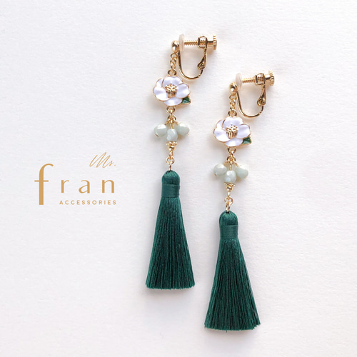 再販7　フリンジ　白　ブルー　ピアス　イヤリング　タッセル　ハンドメイド 再販7 フリンジ 白 ブルー ピアス イヤリング タッセル ハンドメイド