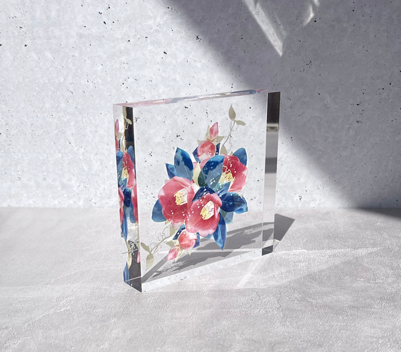 -椿- 花と草木のアクリルブロック（10cm×10cm） 2枚目の画像