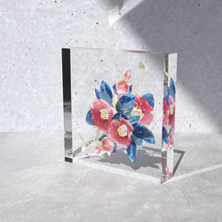 -椿- 花と草木のアクリルブロック（10cm×10cm） 6枚目の画像