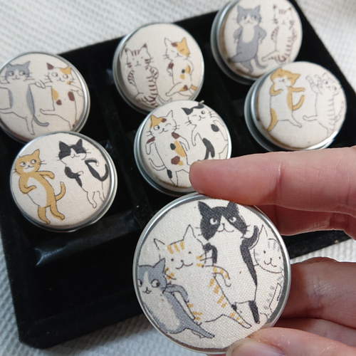 ミナペルホネン はげしく ハンドメイド ピルケース マカロン缶 ミナペルホネン はげしく ハンドメイド ピルケース マカロン缶