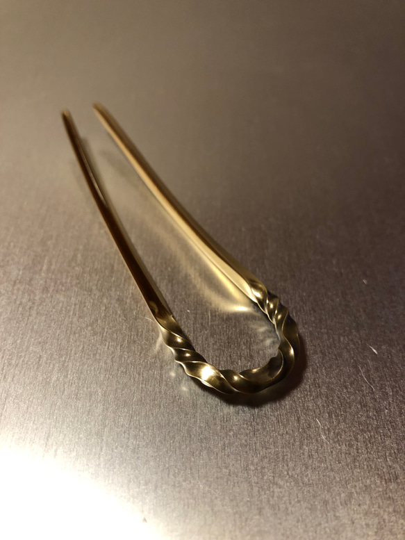 brass wave twist hair fork かんざし ヘアスティック 1枚目の画像