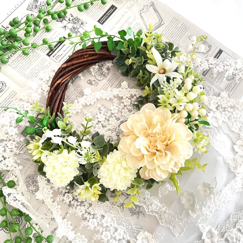 ダリア×ホワイトローズのナチュラルリース♡フラワーリース♡母の日  