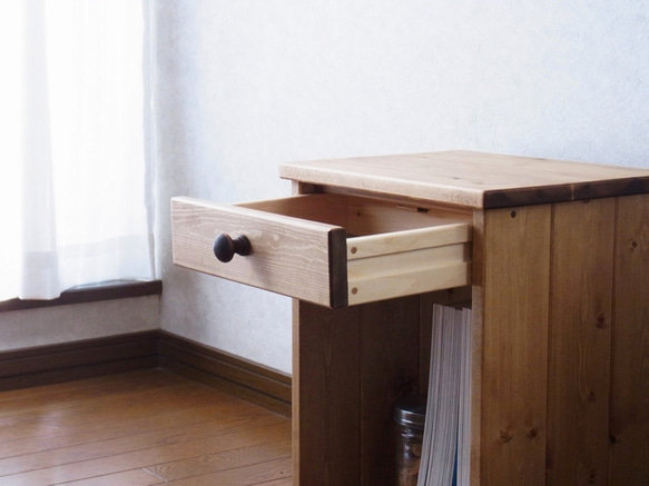 ※Sunni様ご予約品＊#79.1drawer side/night table (d.wt/tkbr) 4枚目の画像