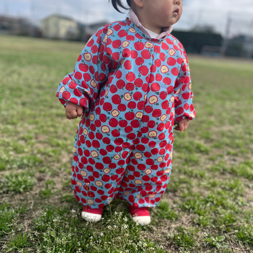 90】撥水 プレイウェア お砂場着 赤とグレーのお花 ベビー服 Hinari 