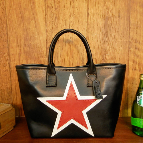 レッドスター赤星☆黒スムースレザー×特大スターのミニトートバッグ！S