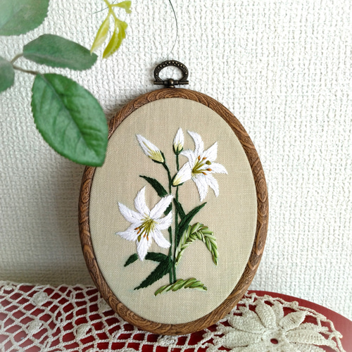 入荷なう 刺繡フレーム タペストリー その他 百合の花 気品ある姿 絵画