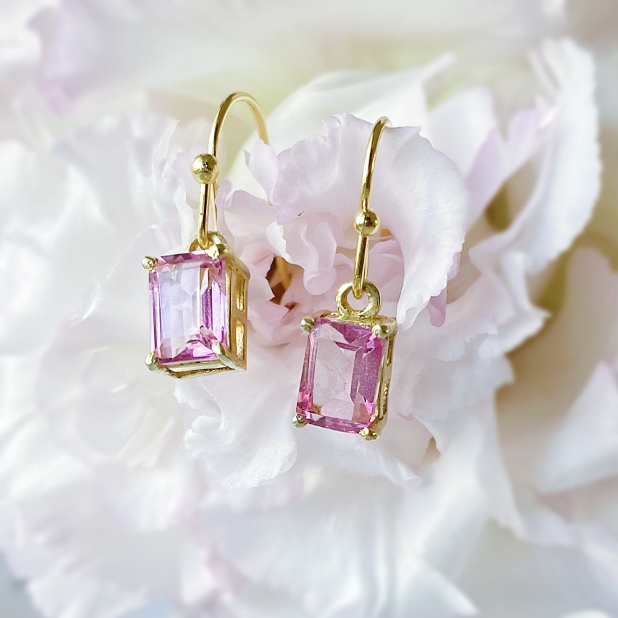ピンクトパーズの枠留めスクエアピアス/イヤリング -Euphemia-