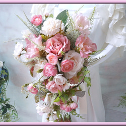 ◆優雅なフリルローズのキャスケードブーケ◆パステルカラー ニュアンスカラー ウエディングブーケ クリーム ピンク 5枚目の画像