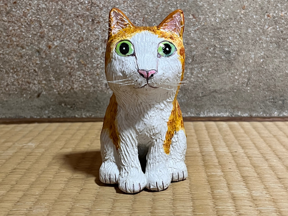 茶トラに白の猫(大)置物#144(石粉粘土と新聞紙) その他置物 工房