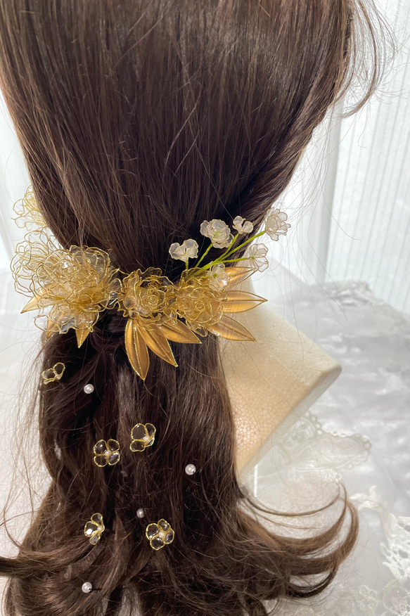 ウェディング　ヘアアクセサリー　花園　〜ゴールドクリア〜　　ディップアート　ヘッドドレス　アメリカンフラワー　花髪飾り 3枚目の画像