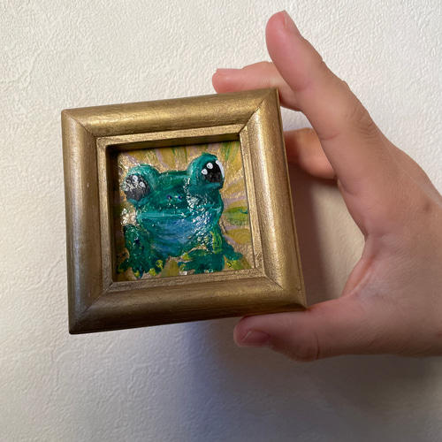 原画　カエル　動物画　絵画　アクリル画　現代アート　細密画　一点物　手描き 送料無料 「カエル」 原画 フレーム付き アクリル画 （アート