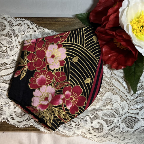 1m単位切り売り〕アジアのレトロ花柄ファブリック 生地 東北大花