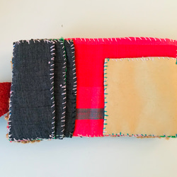 財布　布財布　ハンドメイド　手縫い　刺繍　パッチワーク　二つ折り　1912 2枚目の画像