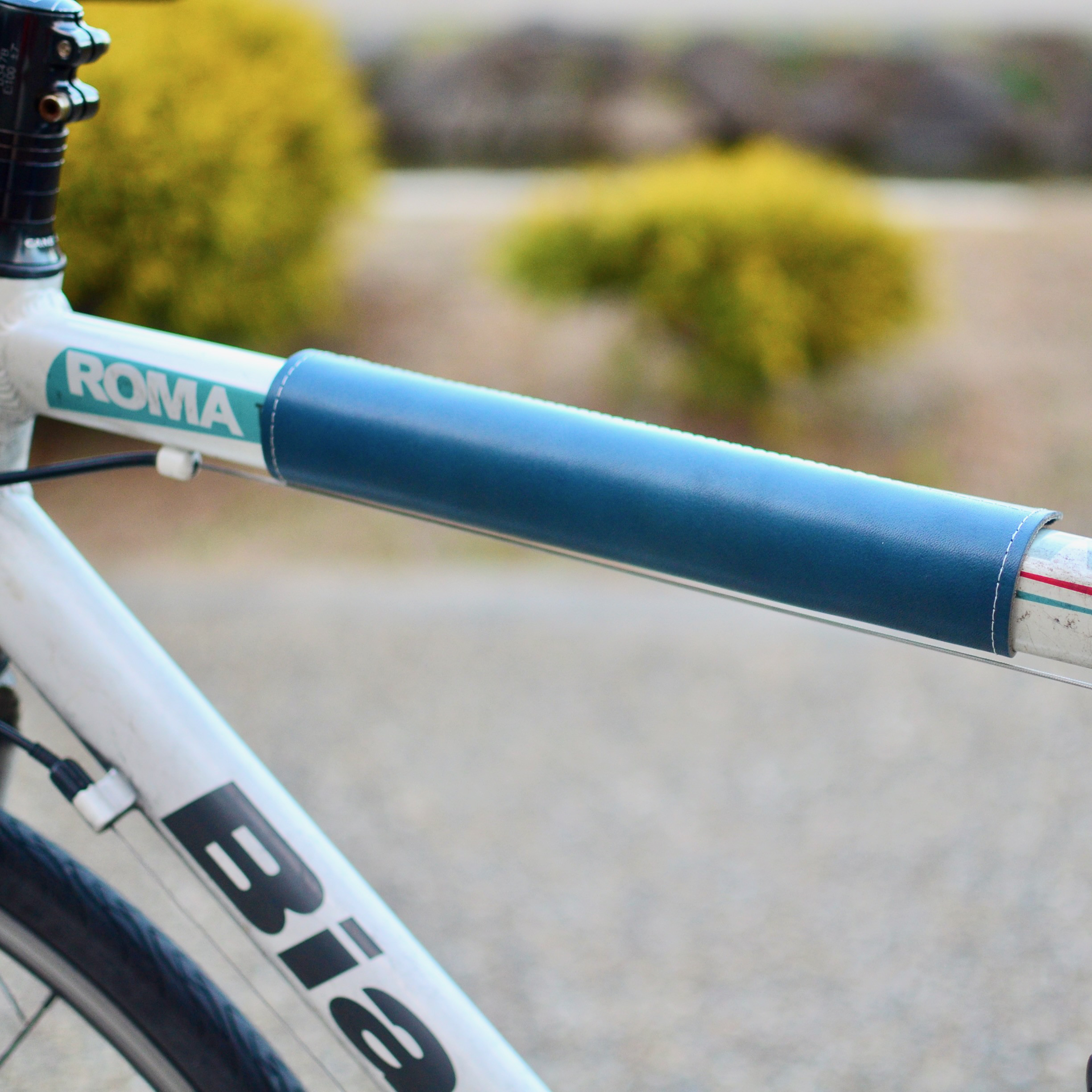本体ヌメ革 レザー 自転車 トップチューブカバーフレームカクロス ロード BMX 本革ヌメ革 サドルレザー 自転車チューブトップカバー フレーム