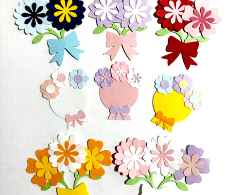 クラフトパンチ お花 オーダー受付中☆！！ Amazon.co.jp: クラフトパンチ 花 12ヶ月 36枚セット : おもちゃ