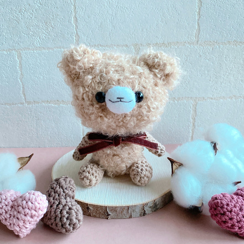 おすわりクマさん｜あみぐるみ あみもの 手編み 手作り ニット