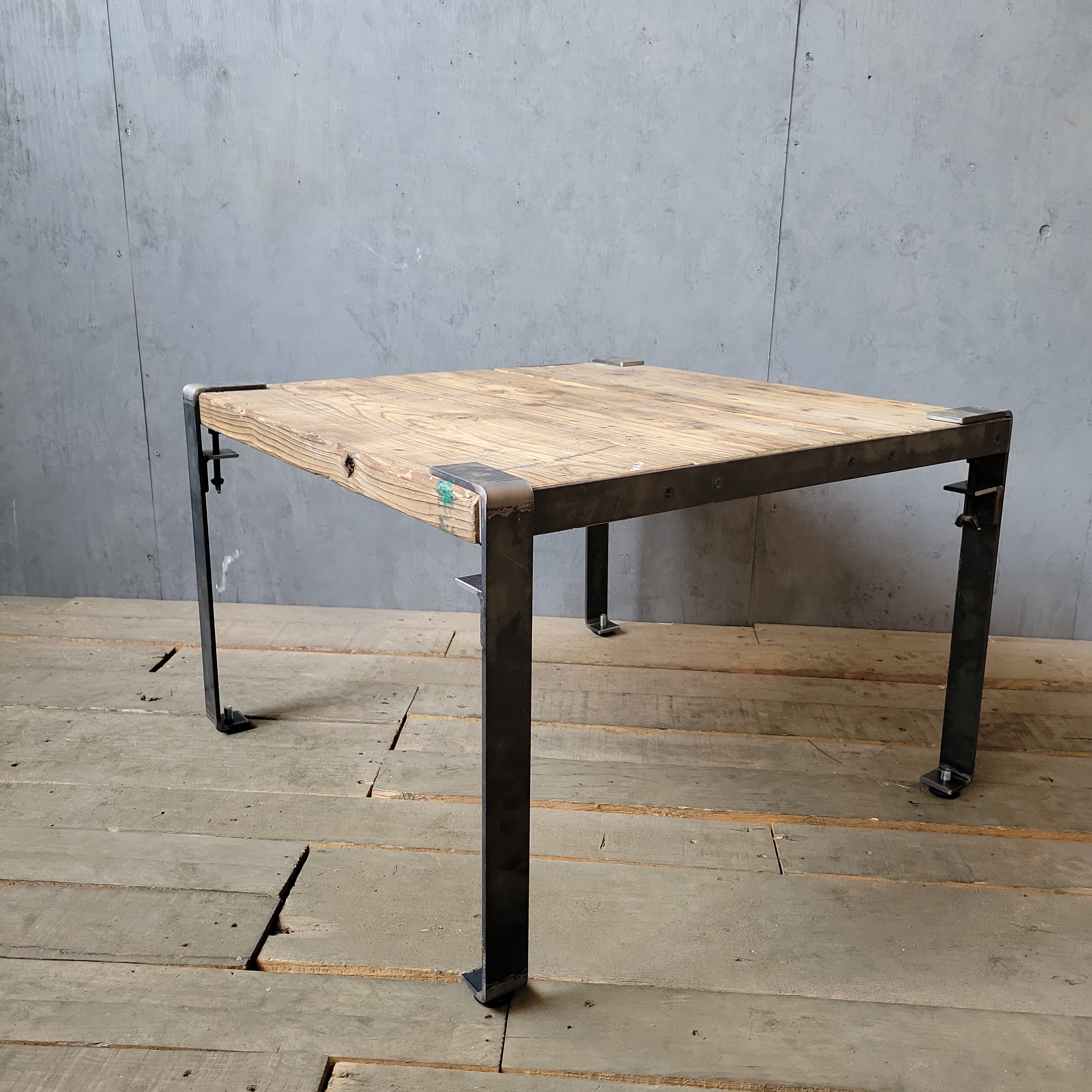 FCLUMP LEG / エフクランプレッグ 4脚セット F型クランプ式テーブル脚