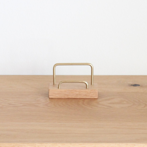 カードスタンド【オーク×真鍮】おしゃれ 北欧風 名刺立て ショップ