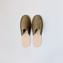 足に馴染むレザースリッパ「Slippers (Wsole / brown)」 1枚目の画像