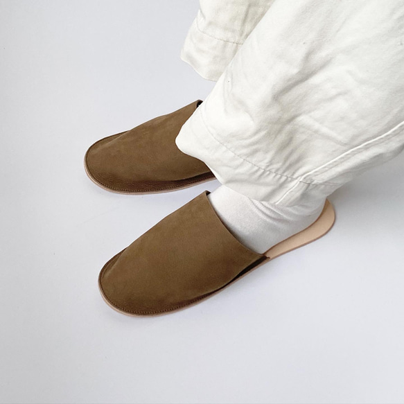 足に馴染むレザースリッパ「Slippers (Wsole / brown)」 6枚目の画像