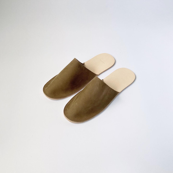 足に馴染むレザースリッパ「Slippers (Wsole / brown)」 2枚目の画像