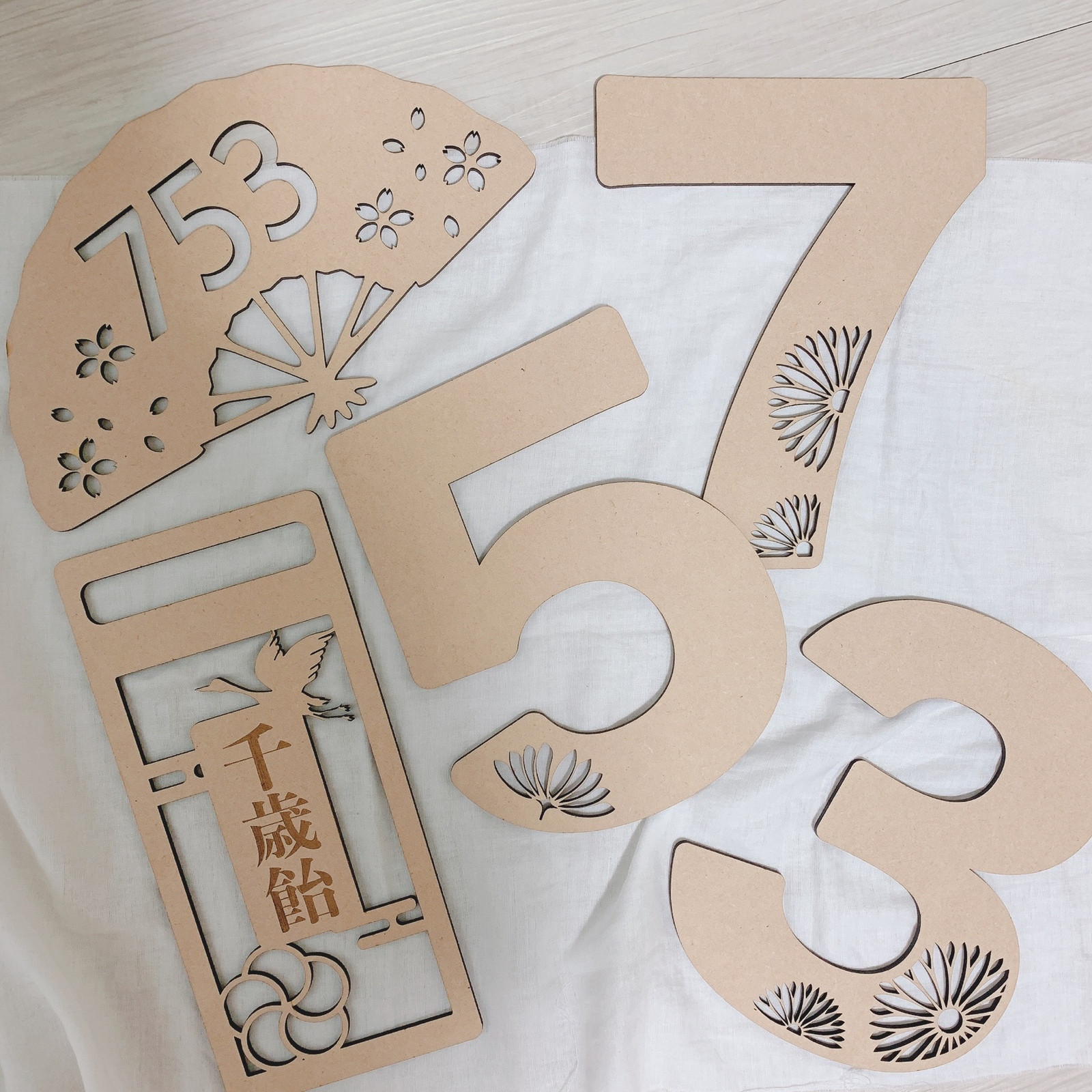 七五三撮影セット　千歳飴　扇子　ビッグナンバー　木製