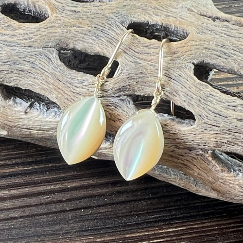 夜光貝ピアス ピアス（フック・チェーン） L CRAFT 通販 17095442