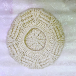 手編み【Lady's】ふんわり暖かベレー帽　ベージュ 3枚目の画像