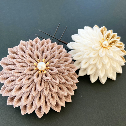 つまみ細工髪飾り ニュアンスカラー 振袖 袴 成人式 卒業式 ゴールド