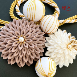 つまみ細工髪飾り ニュアンスカラー 振袖 袴 成人式 卒業式 ゴールド