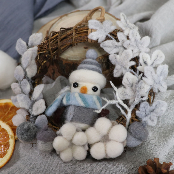 【羊毛氈】銀白世界 冬季雪人藤圈 第1張的照片