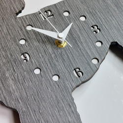 トイプードル壁掛け時計　フレー・シルバー　静音時計 3枚目の画像