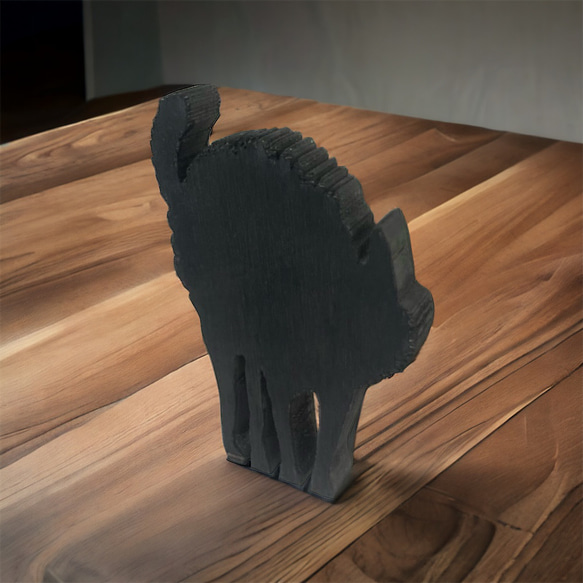 成田ヒロシデザイン福袋12品入り。ゴミネコオブジェ、ユエクチュマと読めないシリーズ他オリジナルデザインTシャツ2枚入り 