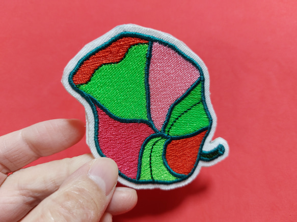 ラッパ花 ワッペン 刺繍 アップリケ 花 葉 植物 蛍光 ネオンカラー グリーン ホームメイド ピンク オリジナル 8枚目の画像