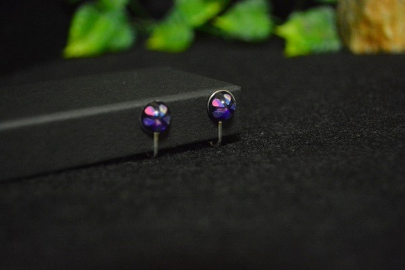 雨粒・紫のイヤリング 2枚目の画像