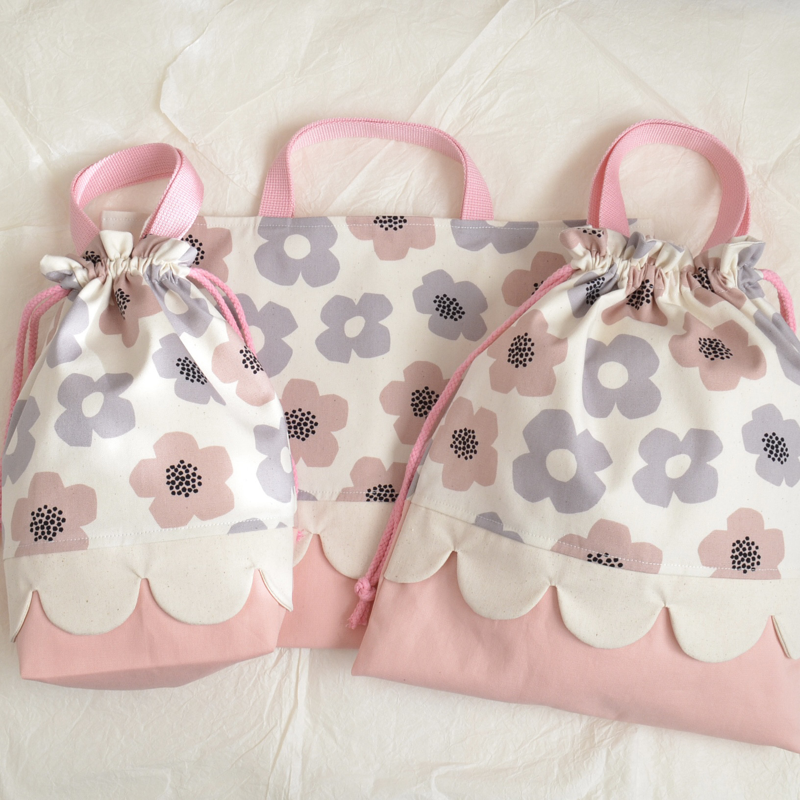 【受注制作】入園・入学準備　3点セット　ピンク　北欧調花柄　フリル　サイズオーダー可