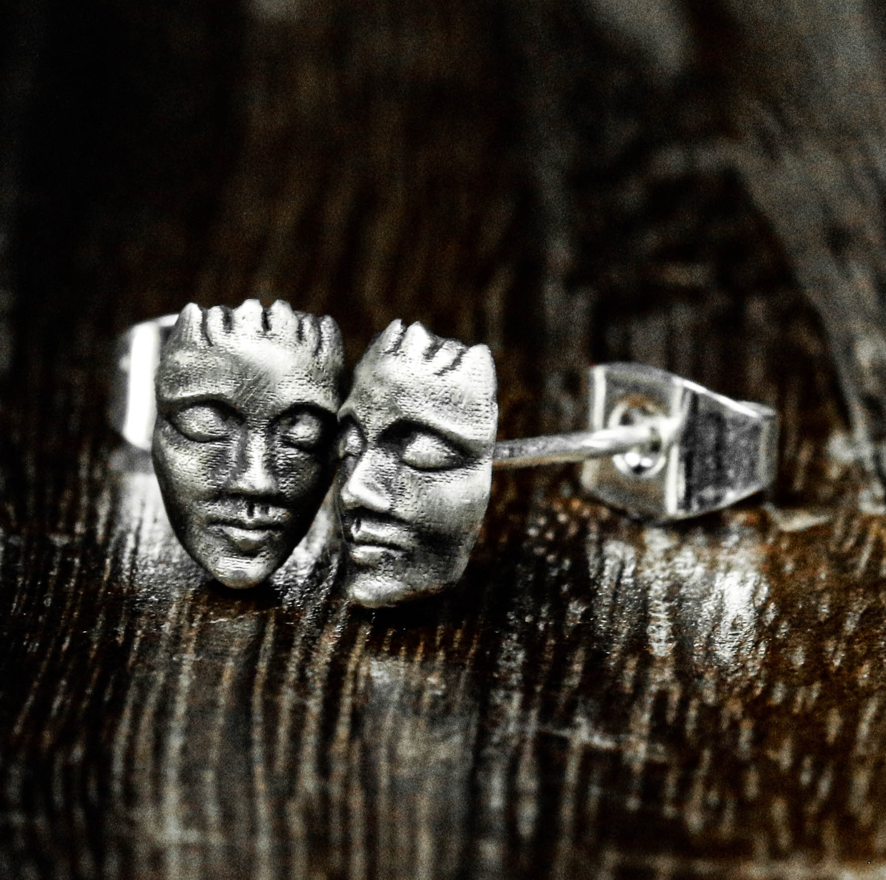 レディースフェイススタッドピアス - すべてのエッジの効いたサイバーパンクストリートゴシックジュエリーメンズレディースシ 10,374円