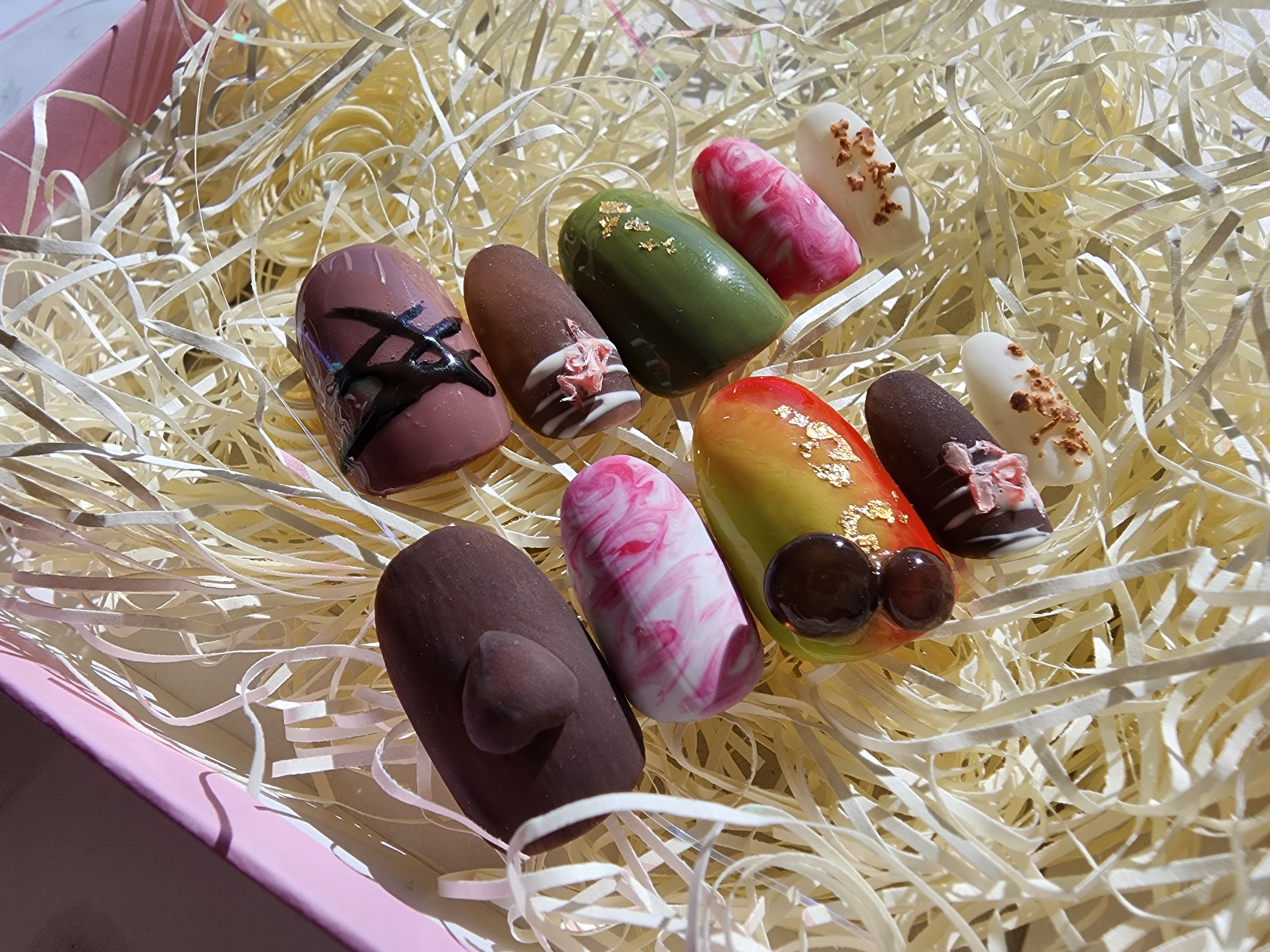 【No.046】バレンタインネイルチップ♡ハート♡くま♡チョコレート バレンタインネイル🍫💞#バレンタインネイル#チョコネイル#くま