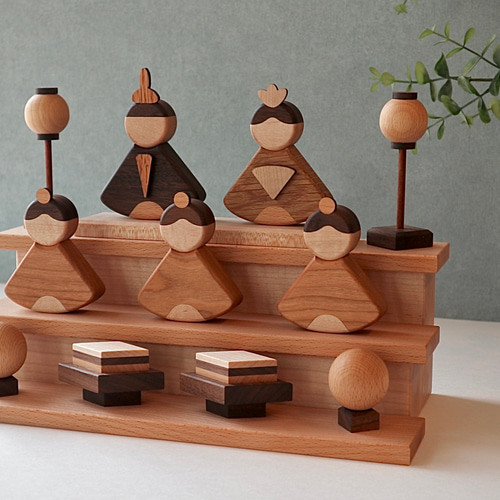 2月下旬発送】桐箱入り｜木製｜3段ひな人形 ひな人形・雛飾り