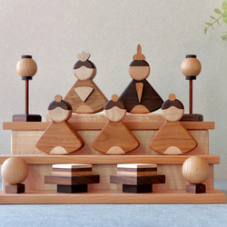 2月下旬発送】桐箱入り｜木製｜3段ひな人形 ひな人形・雛飾り