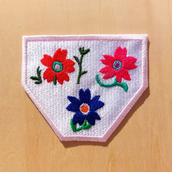 花の花壇 小鉢 枠が薄ピンク ワッペン 大サイズ 刺繍 アップリケ カワイイ 可愛い かわいい 花 オリジナル  日本製 12枚目の画像