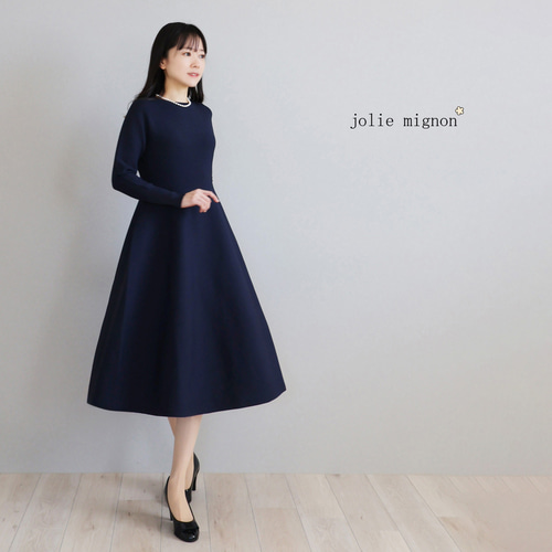 オケージョンにも◎】ホールガーメント フィットアンドフレア