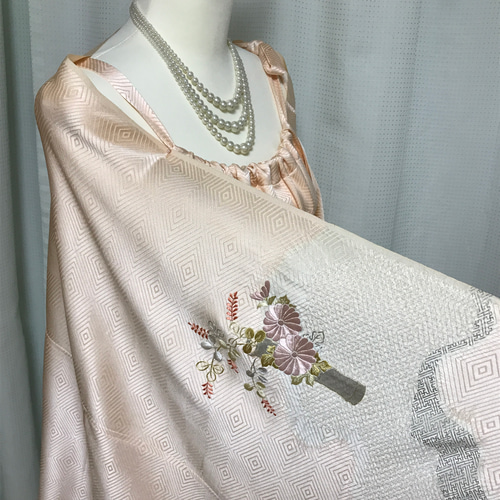 正絹】着物リメイク 豪華刺繍／絞りの訪問着ドレス&ショールのセット  