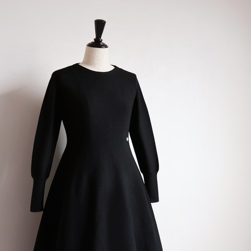 ジョリーミニョン　ホールガーメントフレンチスリーブリボン付きワンピース　38 ブログ記事一覧｜jolie mignon｜上質で洗練された大人の服