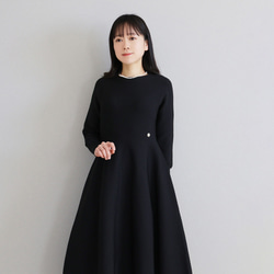 【庫存有限！ ] WHOLEGARMENT 合身喇叭洋裝 [黑色] 第2張的照片