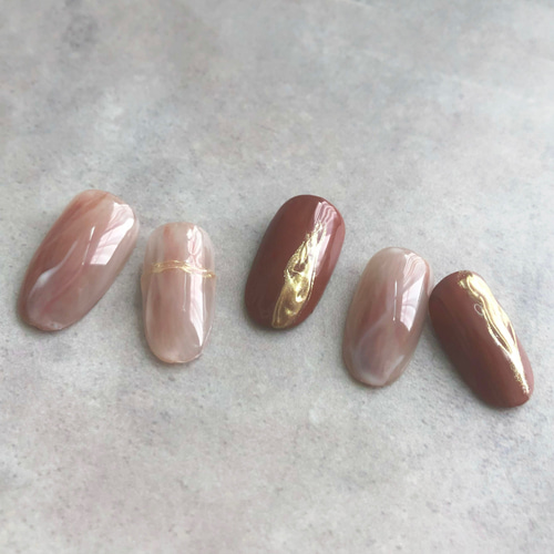 ネイルチップ うねうねブラウン卒業式成人式ちゅるん結婚式韓国  