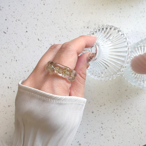 いびつ + ガラスフレーク アクリルリング ｜ レジンリング