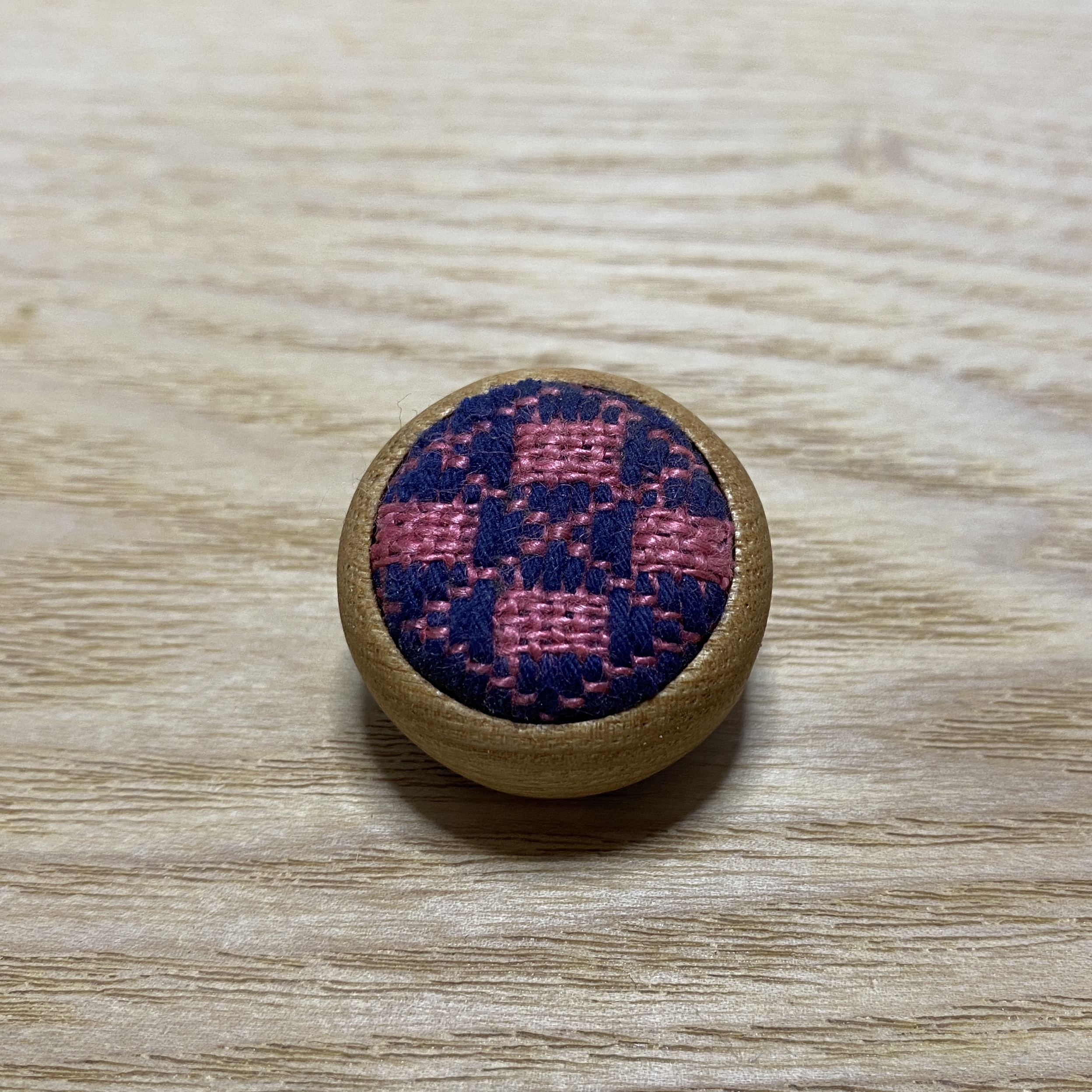 リバーシブル帯留め　こぎん刺し　ピンク