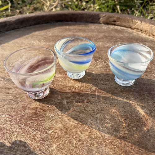 酒器】ぐいのみ 吹きガラス おちょこ ガラス食器 コップ おちょこ