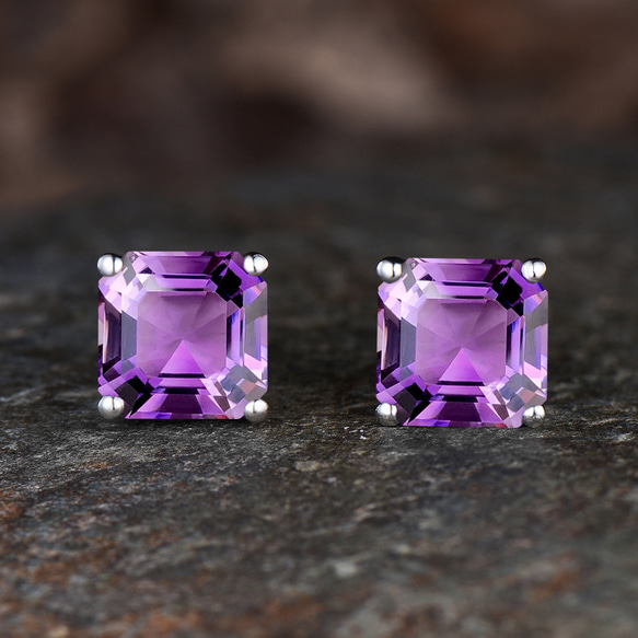 2 月の誕生石天然アメジストピアス ユニークなパープルクリスタル